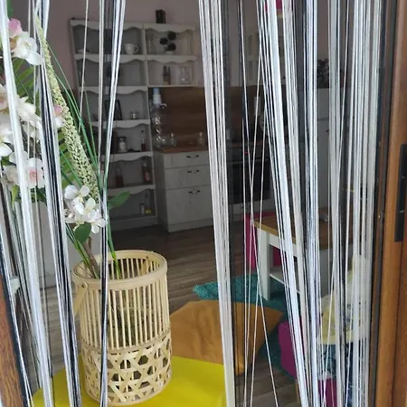 Къща За Гости Happy Hous * קרנבו